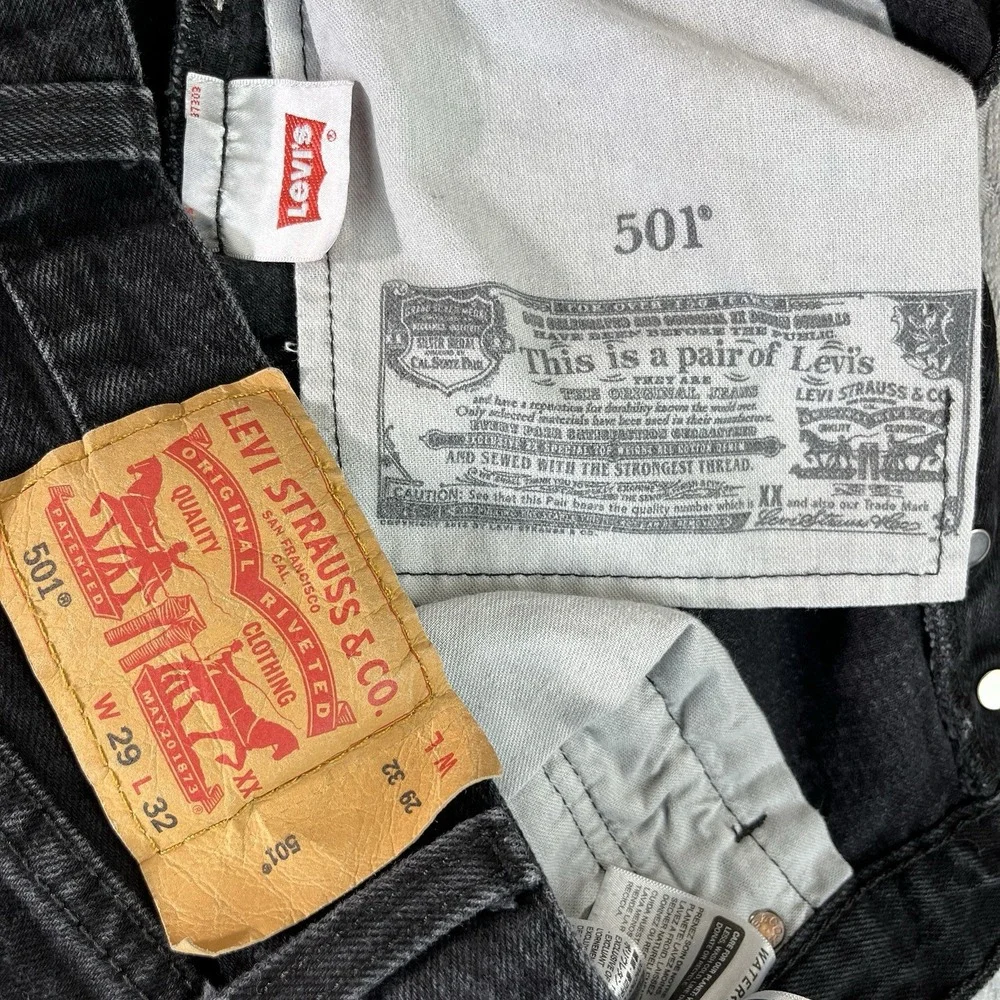 Levi's 501 Black Jeans Men (29x32) straight Leg Button Fly‎ actual size 28X31
